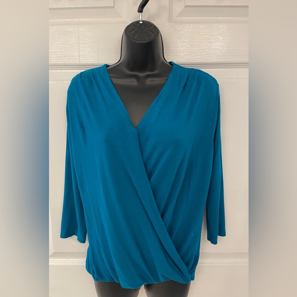 ❤️Old  Navy Blue Crossover, Draped Flowing Front of Shirt, NWOT, Turquoise Blue
